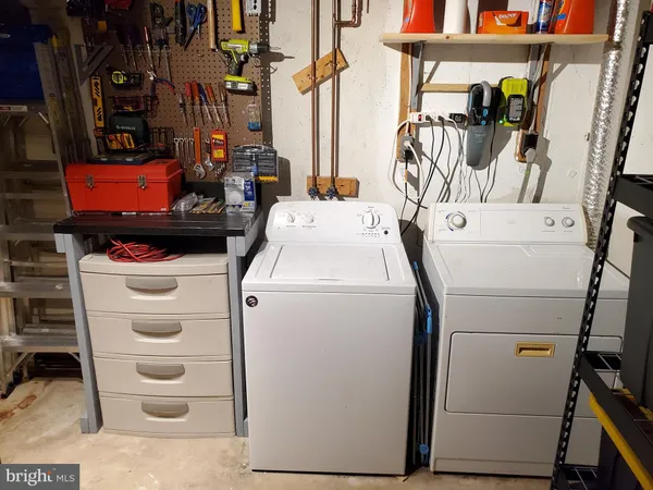 $2,600 | 14721 Basingstoke Loop, Centreville, VA 20120