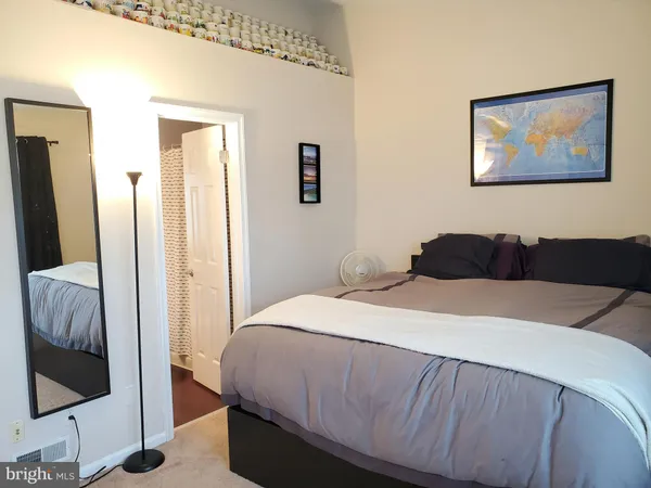 $2,600 | 14721 Basingstoke Loop, Centreville, VA 20120