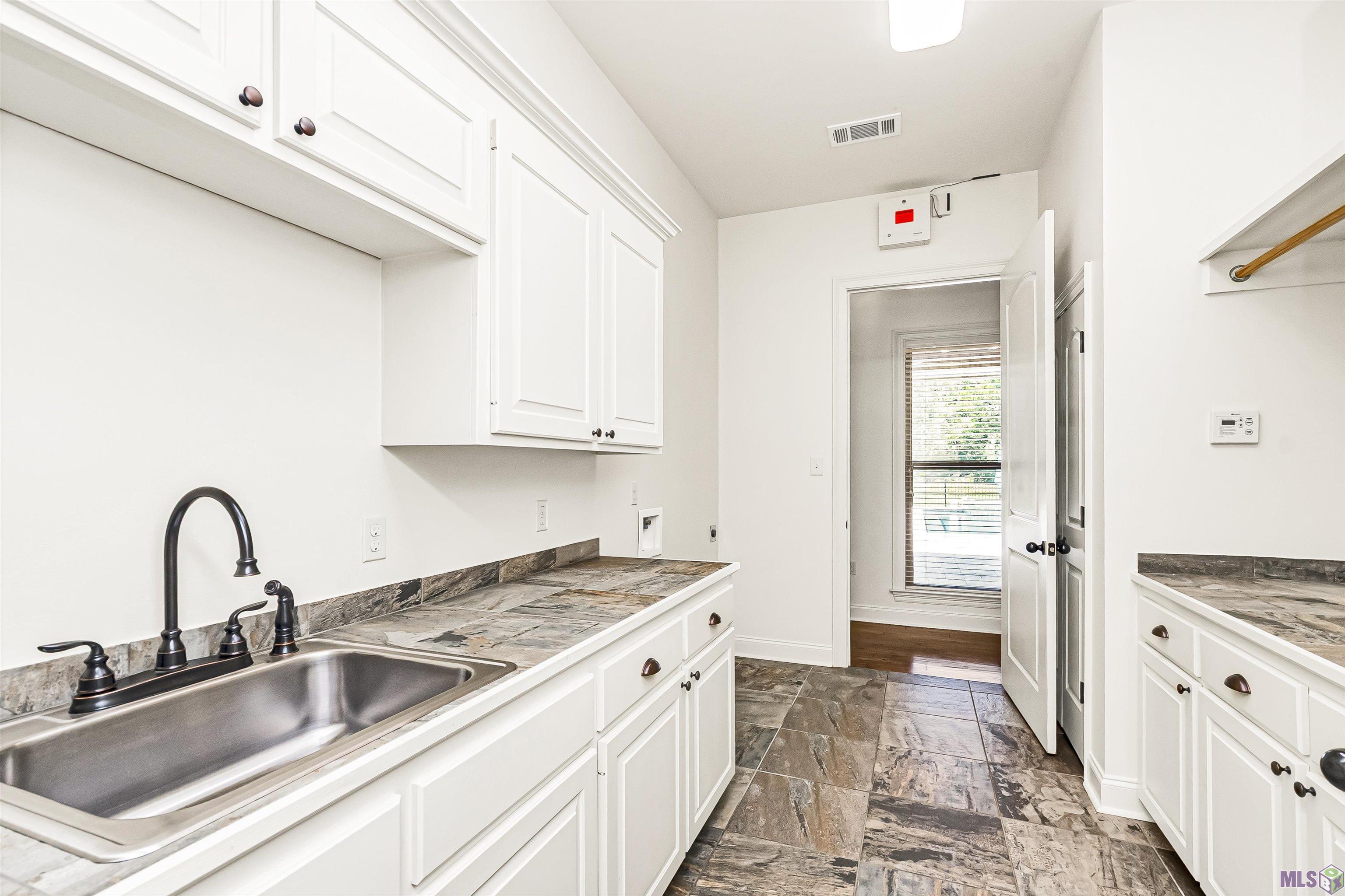 34925 Perkins Road Denham Springs, LA 70706 - Photo 28 of 43