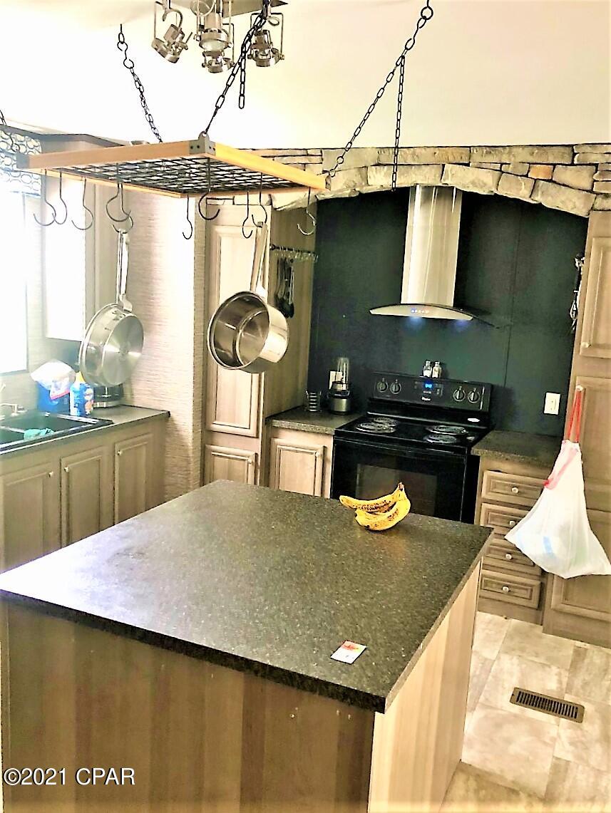 2056 Old Bonifay Road Chipley, FL 32428 - Photo 8 of 14