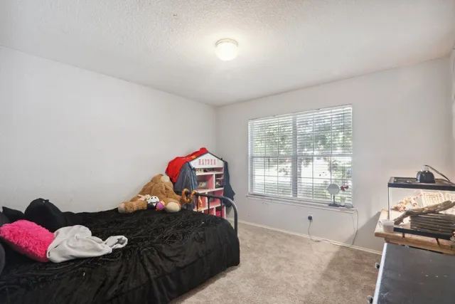 $280,000 | 17405 Wiseman Drive, Pflugerville, TX 78660