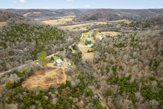 $1,999,999 | 584 Lancaster Highway, Hickman, TN 38567