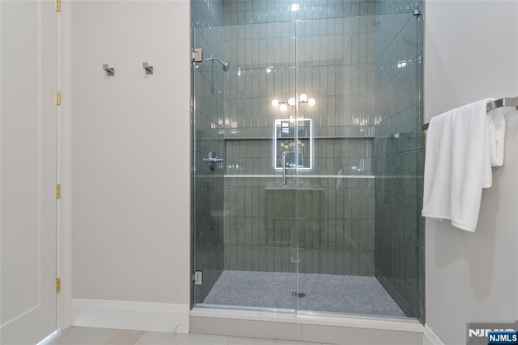 333 Harrison Street Paramus, NJ 07652 - Photo 30 of 50