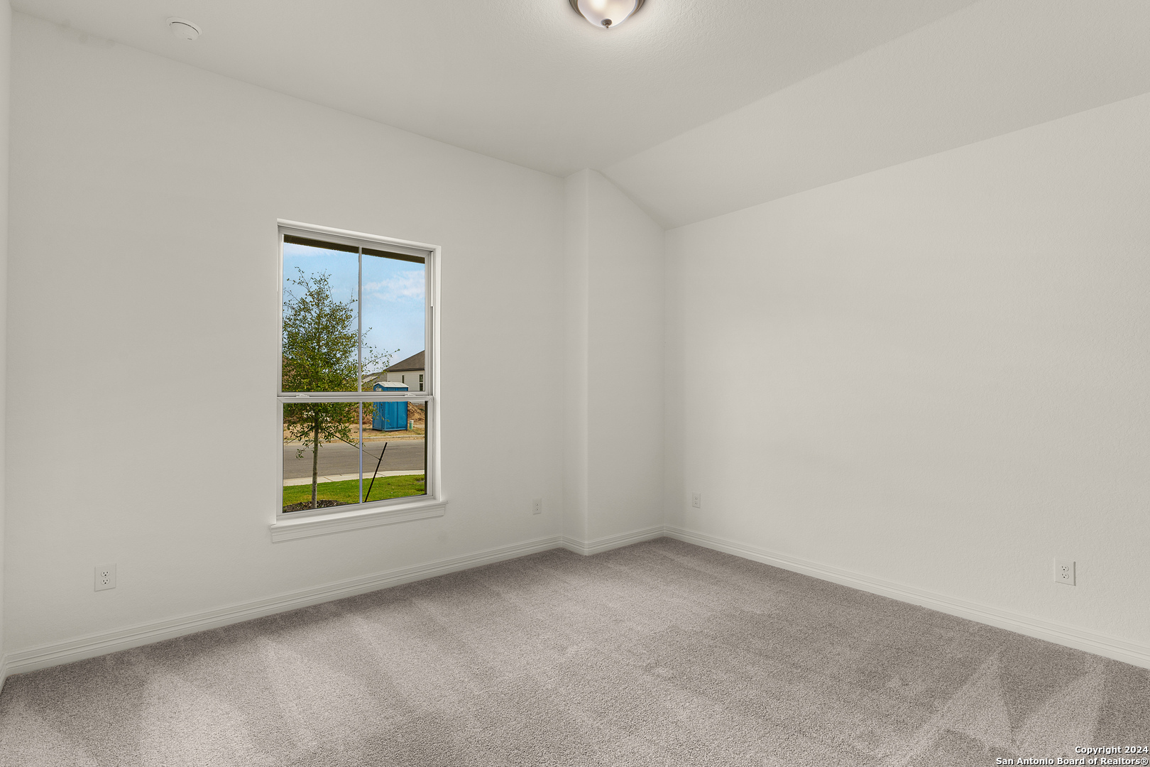 925 Nolte Bend Seguin, TX 78155 - Photo 12 of 47