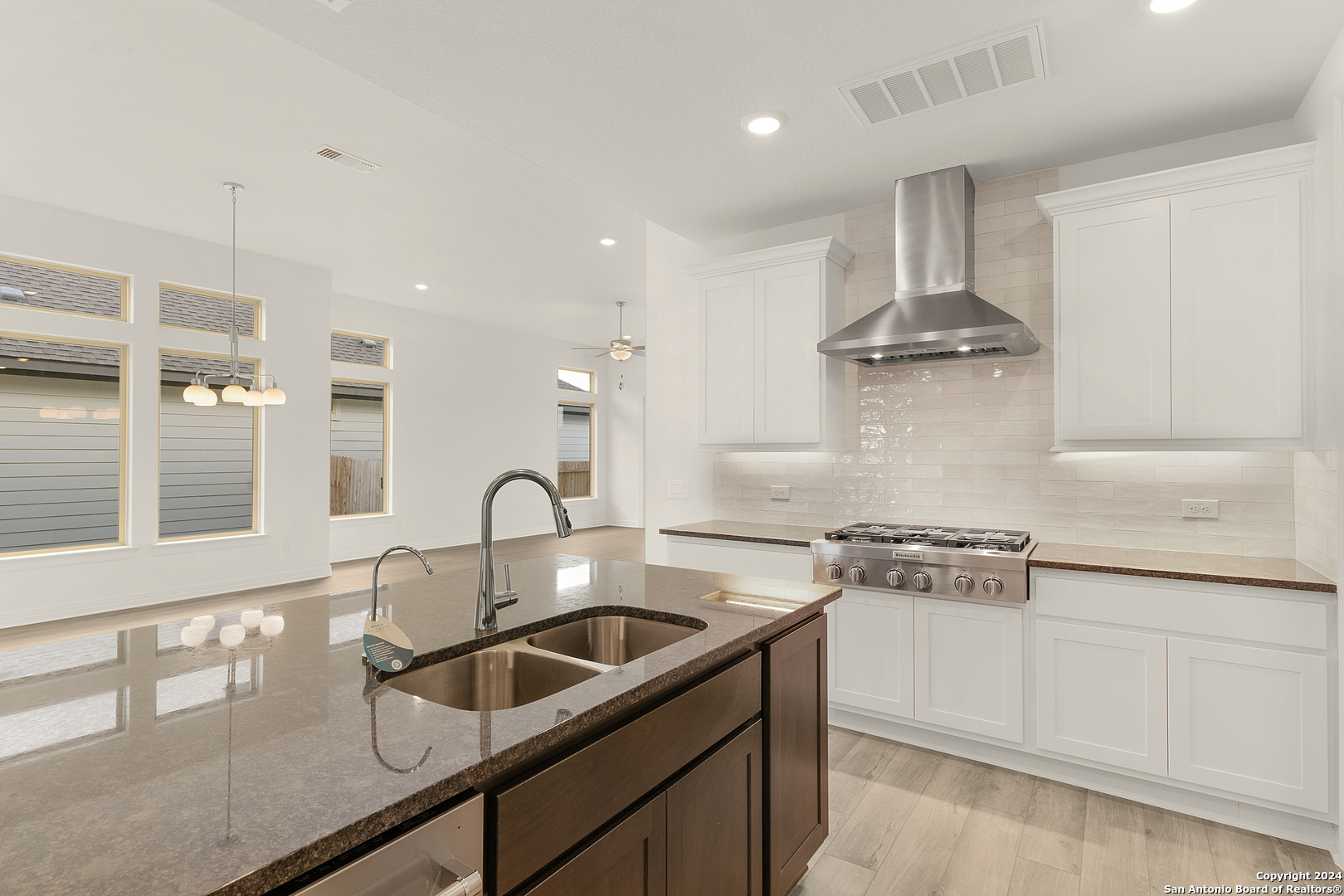 925 Nolte Bend Seguin, TX 78155 - Photo 21 of 47