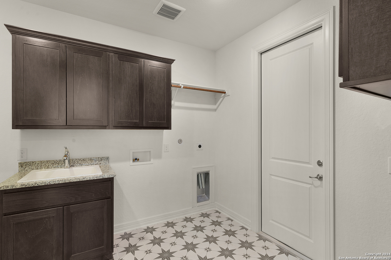 925 Nolte Bend Seguin, TX 78155 - Photo 24 of 47