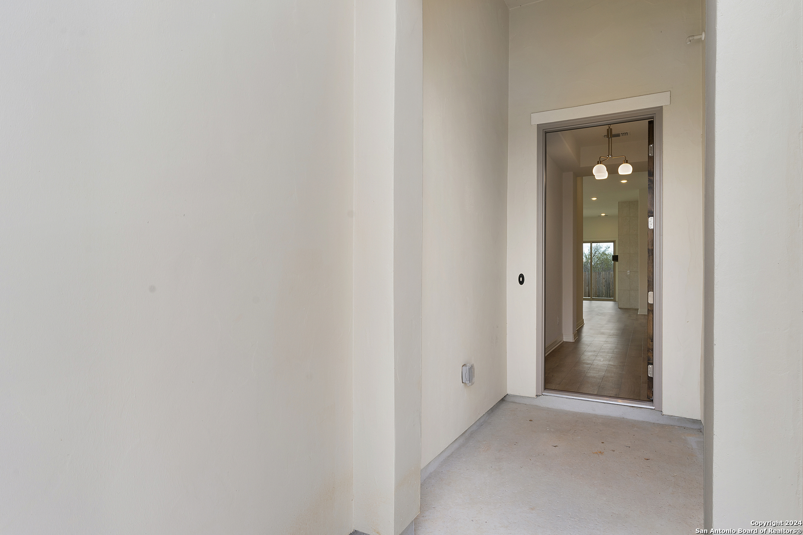 925 Nolte Bend Seguin, TX 78155 - Photo 10 of 47