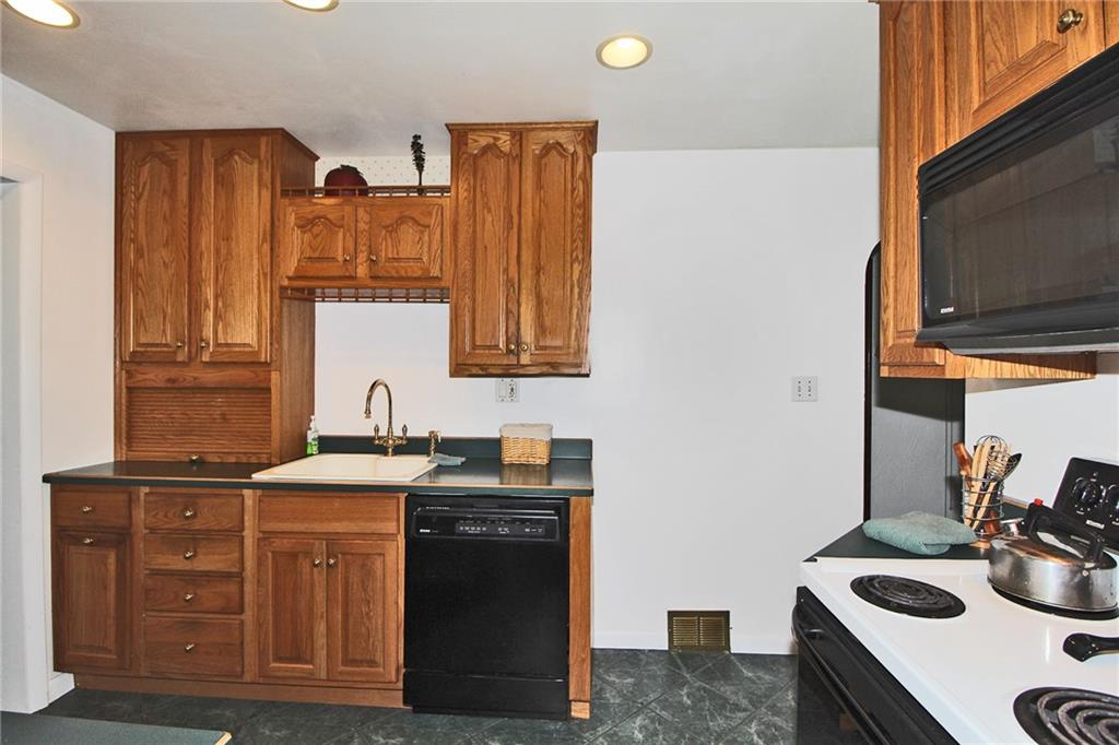 4937 McAnulty Road Pittsburgh, PA 15236 - Photo 22 of 40 Gallery Image 22