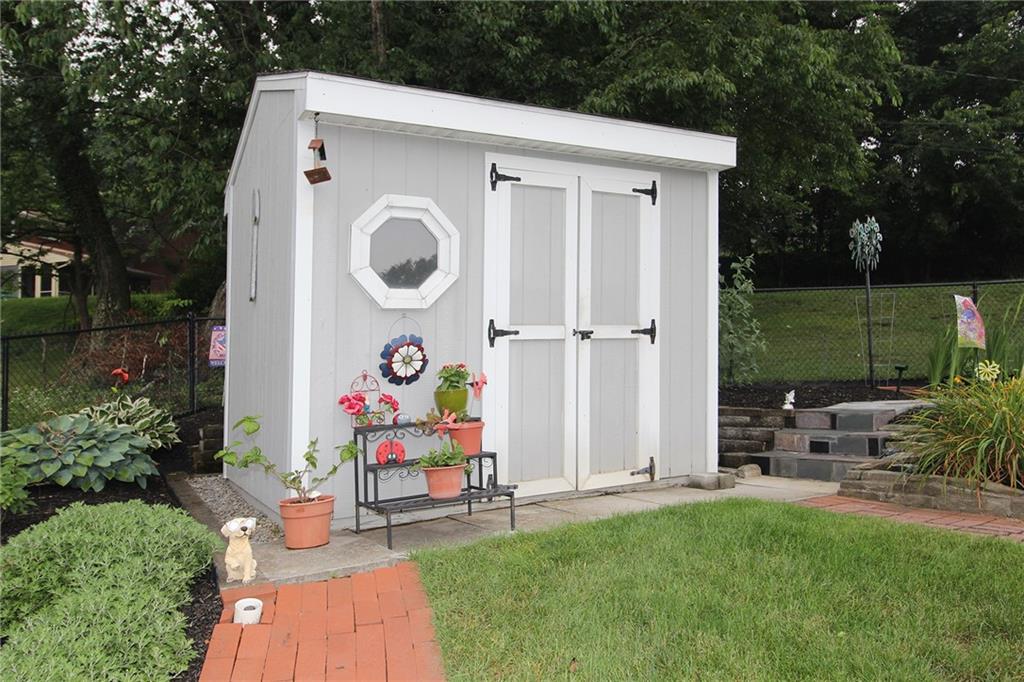 4937 McAnulty Road Pittsburgh, PA 15236 - Photo 35 of 40 Gallery Image 35