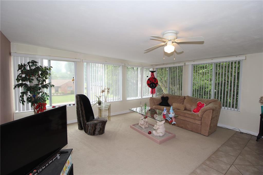 4937 McAnulty Road Pittsburgh, PA 15236 - Photo 6 of 40 Gallery Image 6