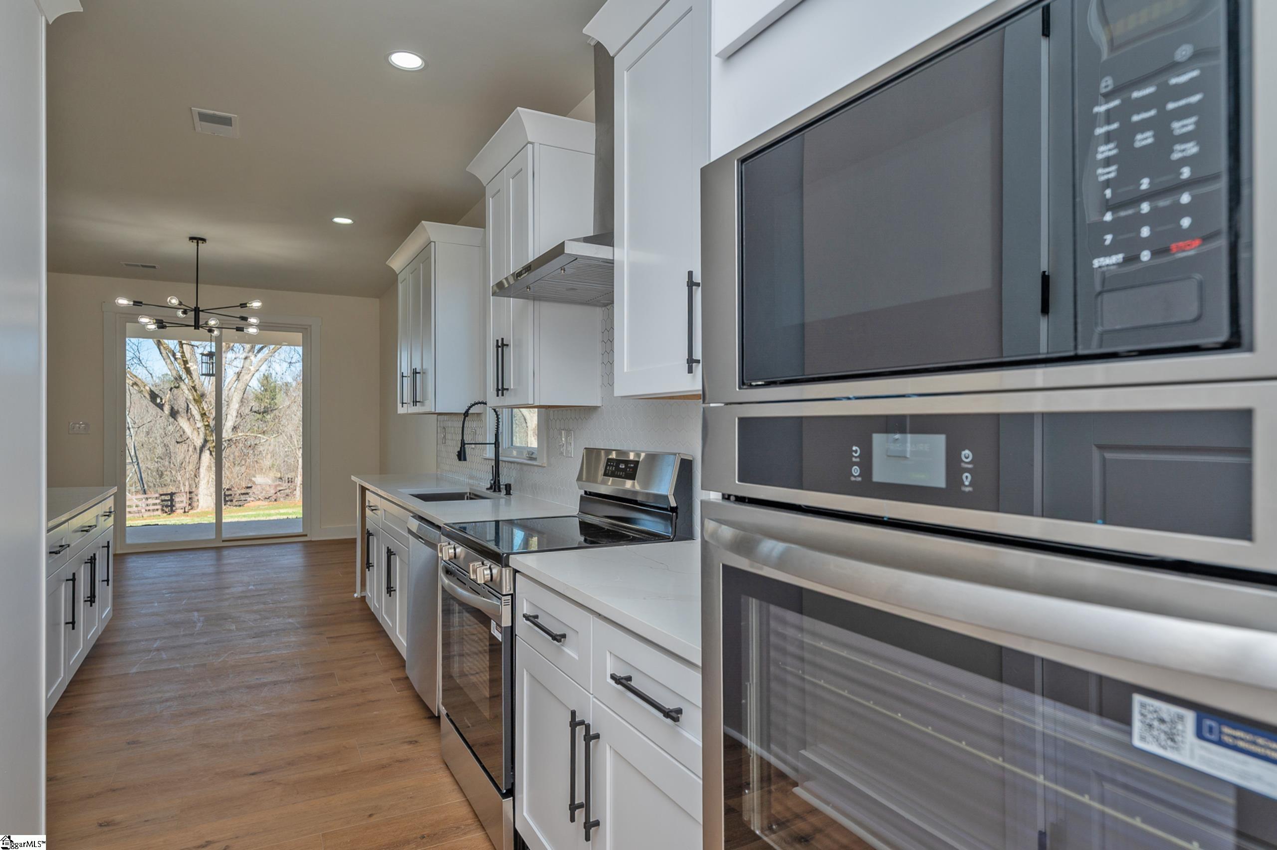 105 Horseshoe Bend Road Easley, SC 29642 - Photo 17 of 47