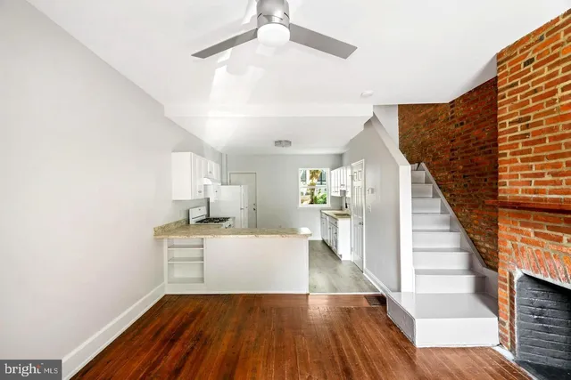 $400,000 | 937 North American Street, Philadelphia, PA 19123