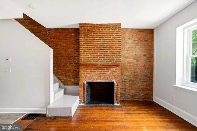 $400,000 | 937 North American Street, Philadelphia, PA 19123