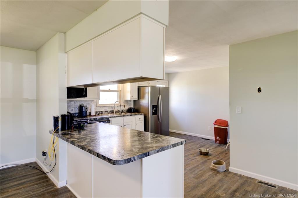 216 Blue Lick Road Henryville, IN 47126 - Photo 7 of 27