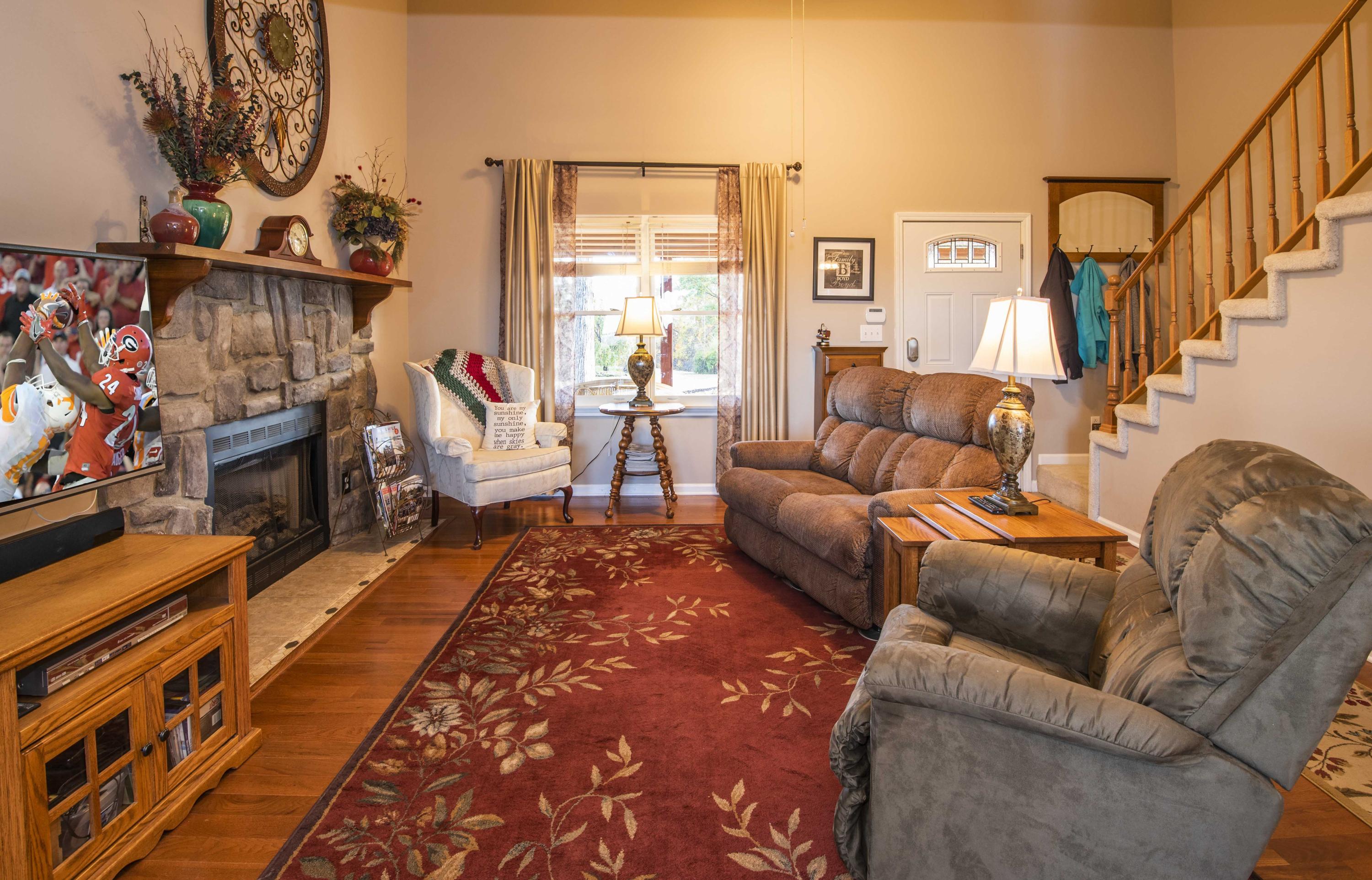 690 Fox Hunter Road Maynardville, TN 37807 - Photo 7 of 38 Living 3_1