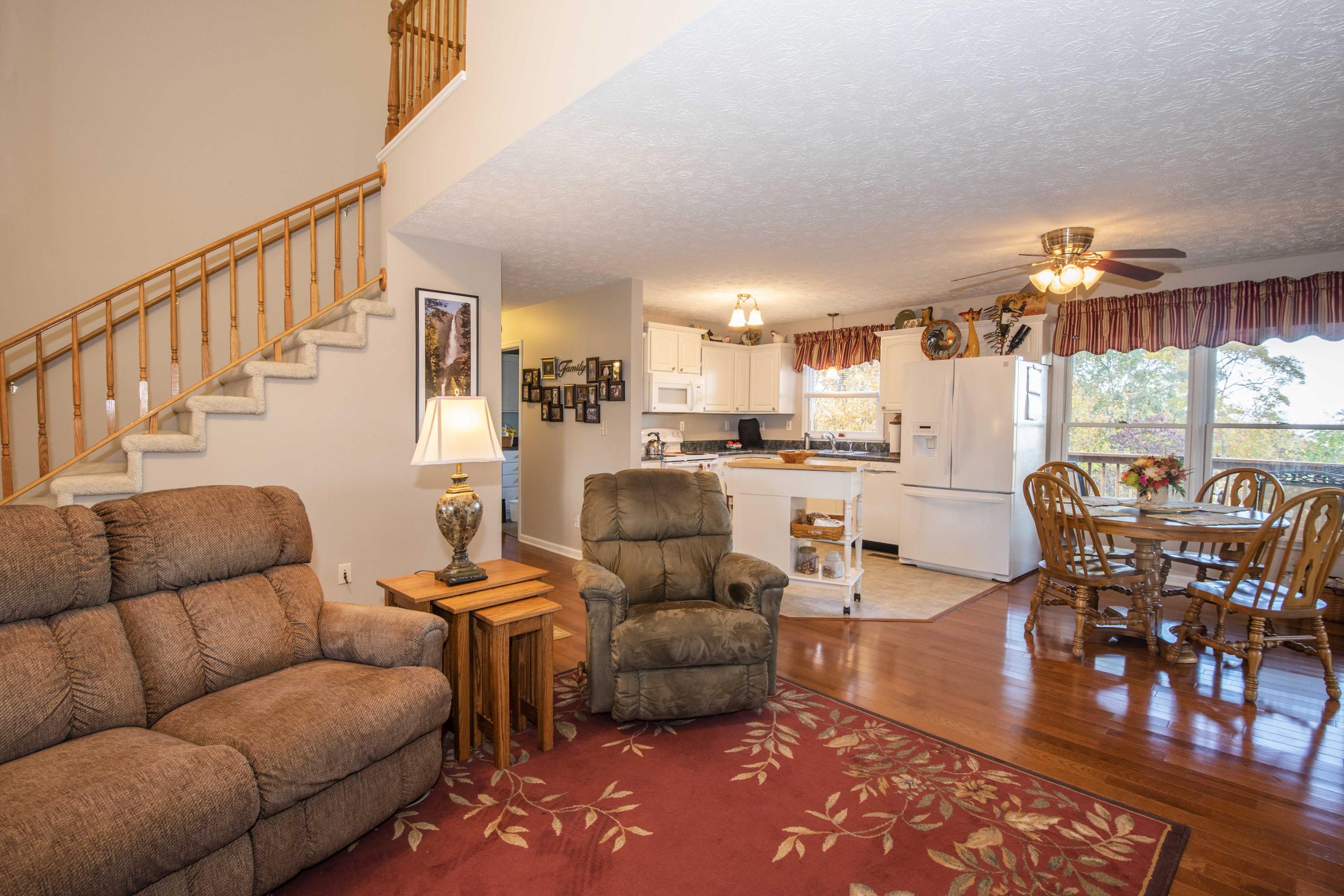 690 Fox Hunter Road Maynardville, TN 37807 - Photo 9 of 38 Living_1