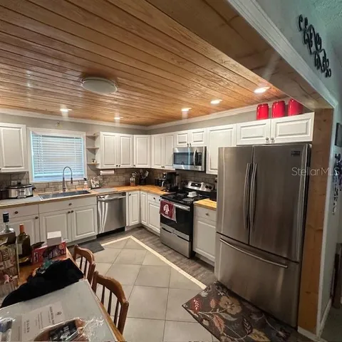 $229,900 | 839 Village Drive, Brooksville, FL 34601