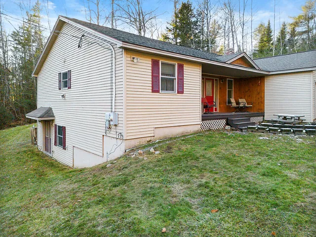 $525,000 | 67 Sunflower Lane, Sidney, ME 04330