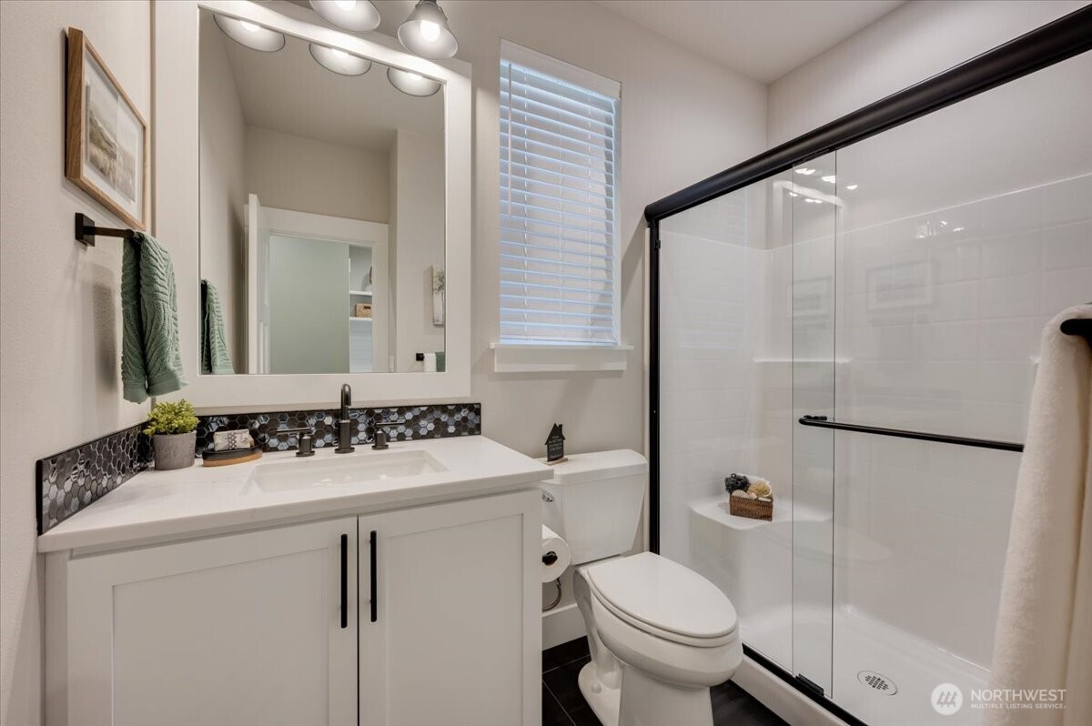 18186 136th Place Southeast Renton, WA 98058 - Photo 8 of 30 Gallery Image 8