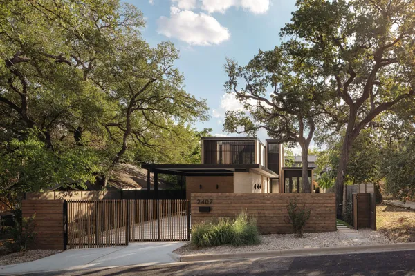 a view of a house with a garage