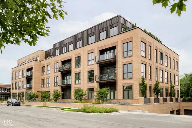$448,200 | 877 North East Street, Unit 104, Indianapolis, IN 46202