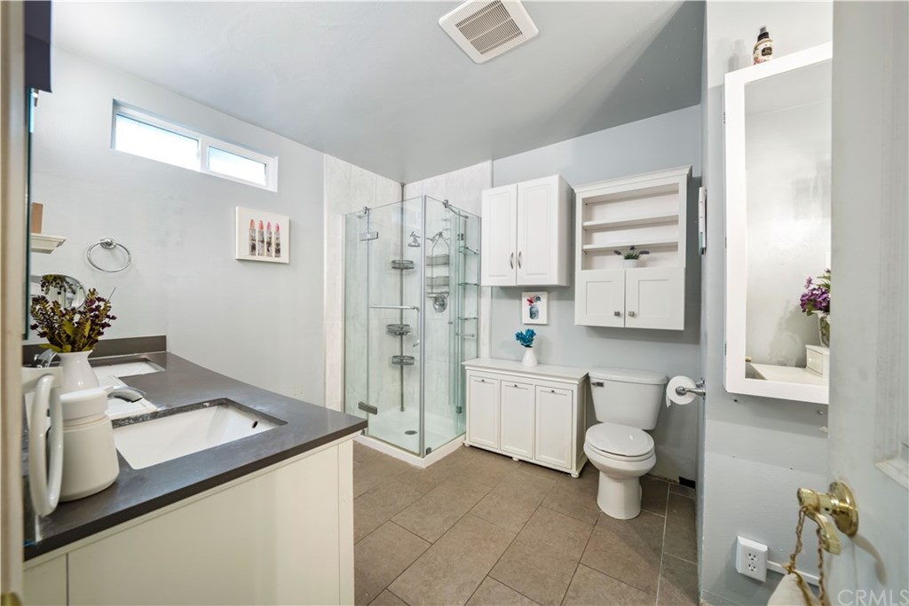 2001 Rancho Drive Riverside, CA 92507 - Photo 11 of 37