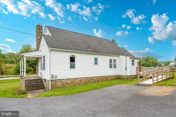 $299,000 | 17124 Sabillasville Road, Sabillasville, MD 21780