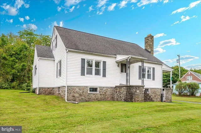 $294,000 | 17124 Sabillasville Road, Sabillasville, MD 21780