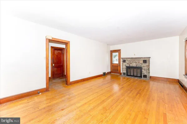 $299,000 | 17124 Sabillasville Road, Sabillasville, MD 21780