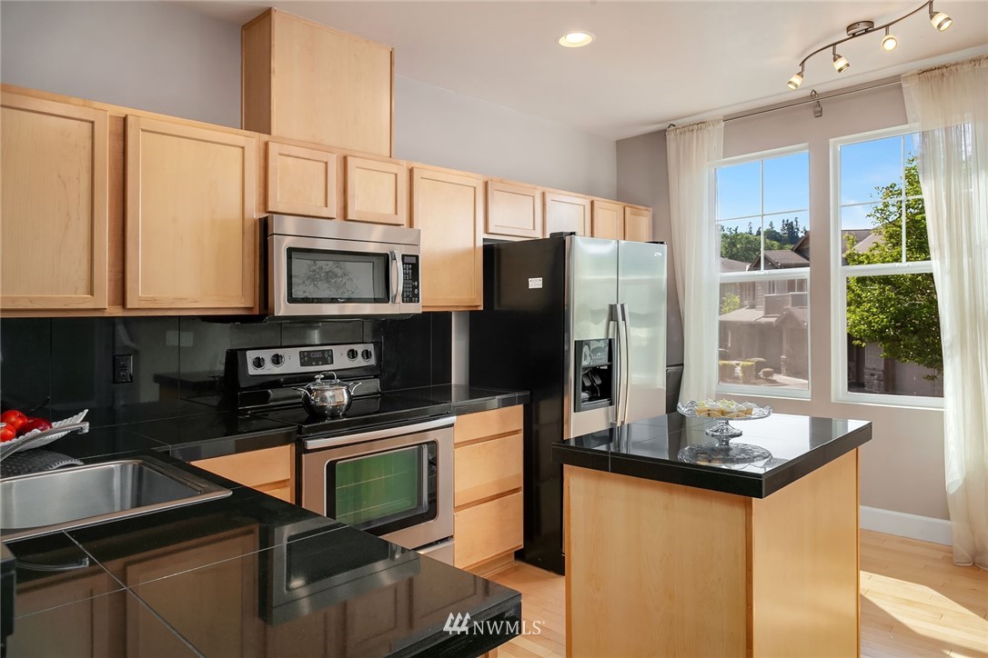 15325 Southeast 155th Place, Unit P2 Renton, WA 98058 - Photo 8 of 23 Gallery Image 8