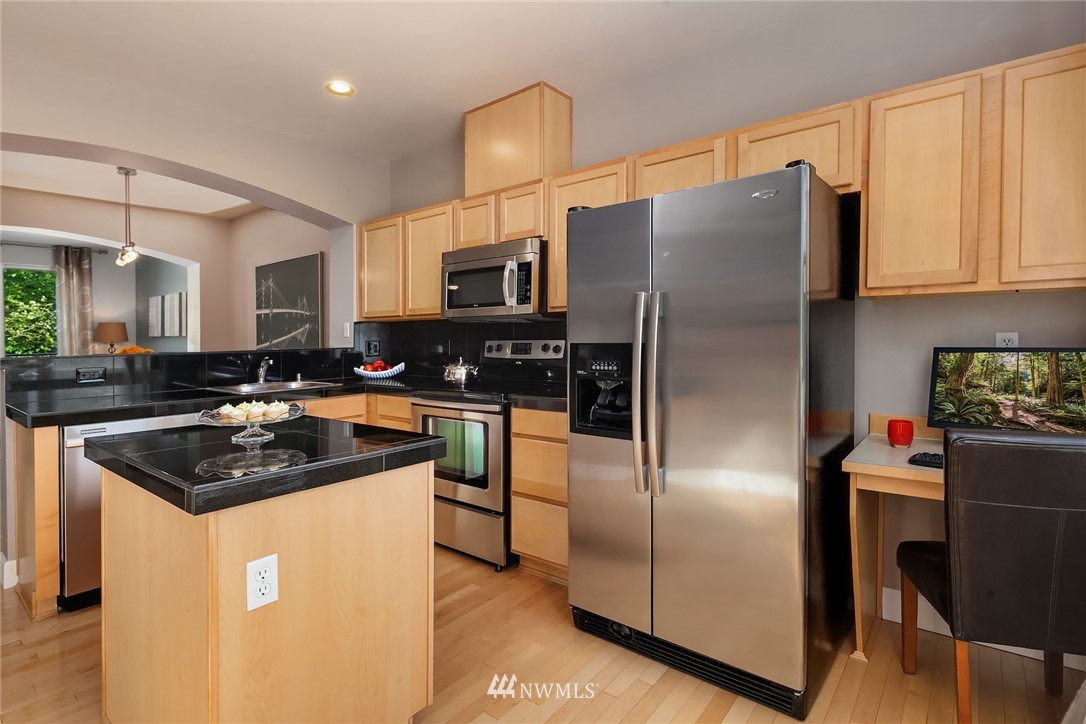 15325 Southeast 155th Place, Unit P2 Renton, WA 98058 - Photo 9 of 23 Gallery Image 9