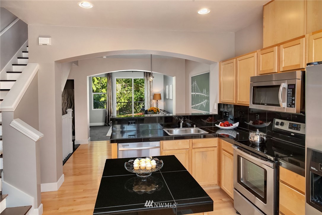 15325 Southeast 155th Place, Unit P2 Renton, WA 98058 - Photo 10 of 23 Gallery Image 10