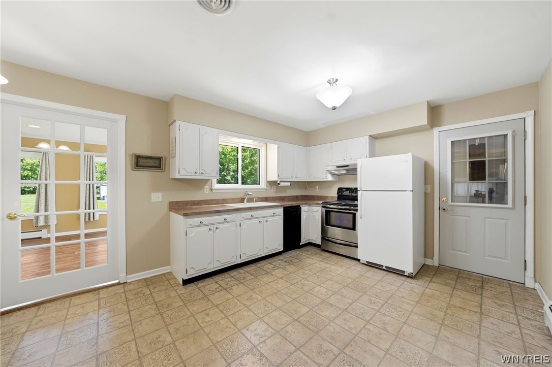 5495 Irish Road North Tonawanda, NY 14120 - Photo 10 of 46