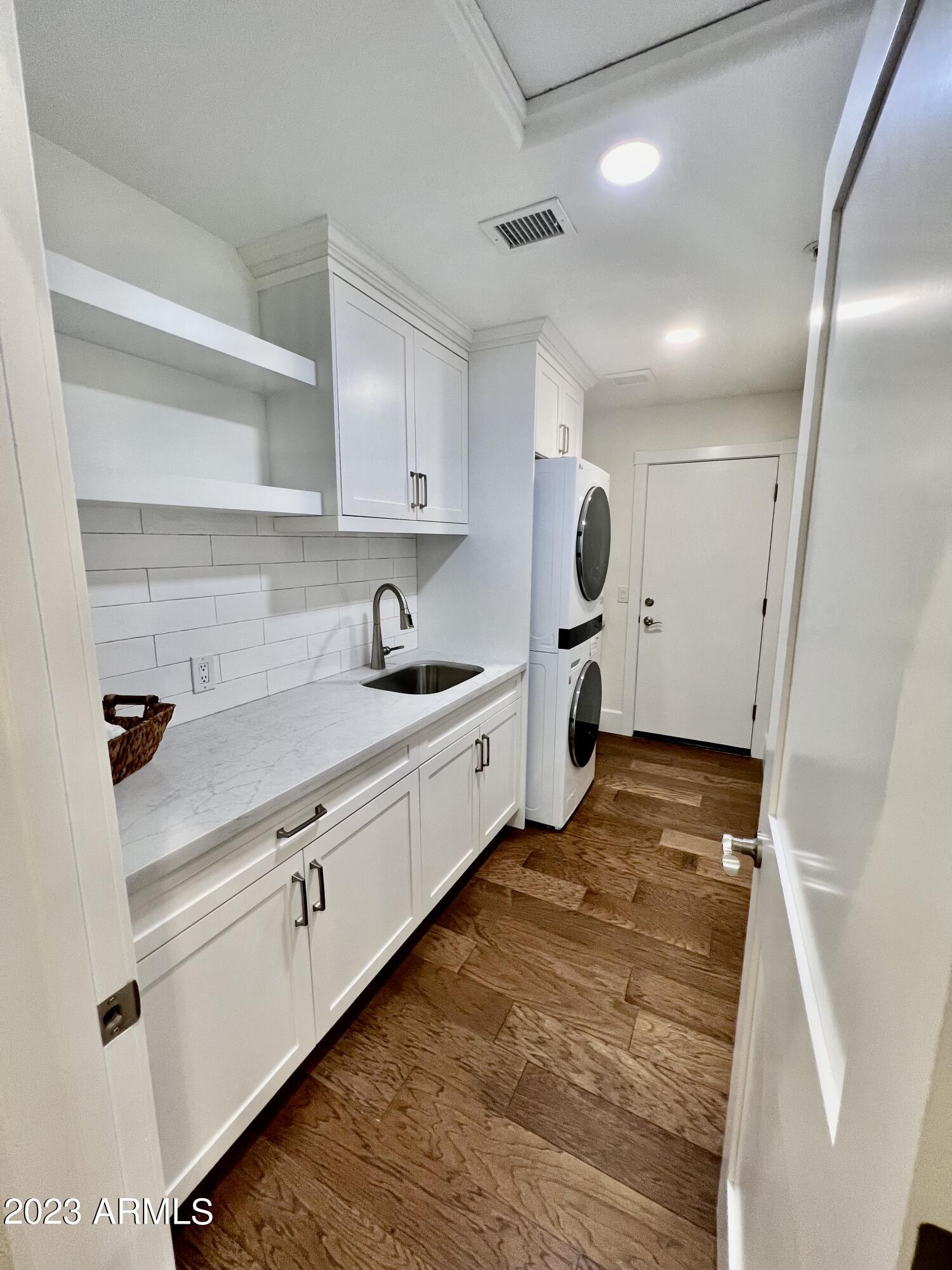 11594 East Chama Road Scottsdale, AZ 85255 - Photo 13 of 27 392A1D4B-D532-46D8-B911-3BBA691502F8