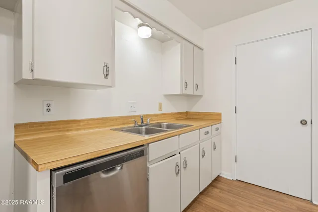 $125,000 | 206 Dublin Circle, Unit E, Lafayette, LA 70506