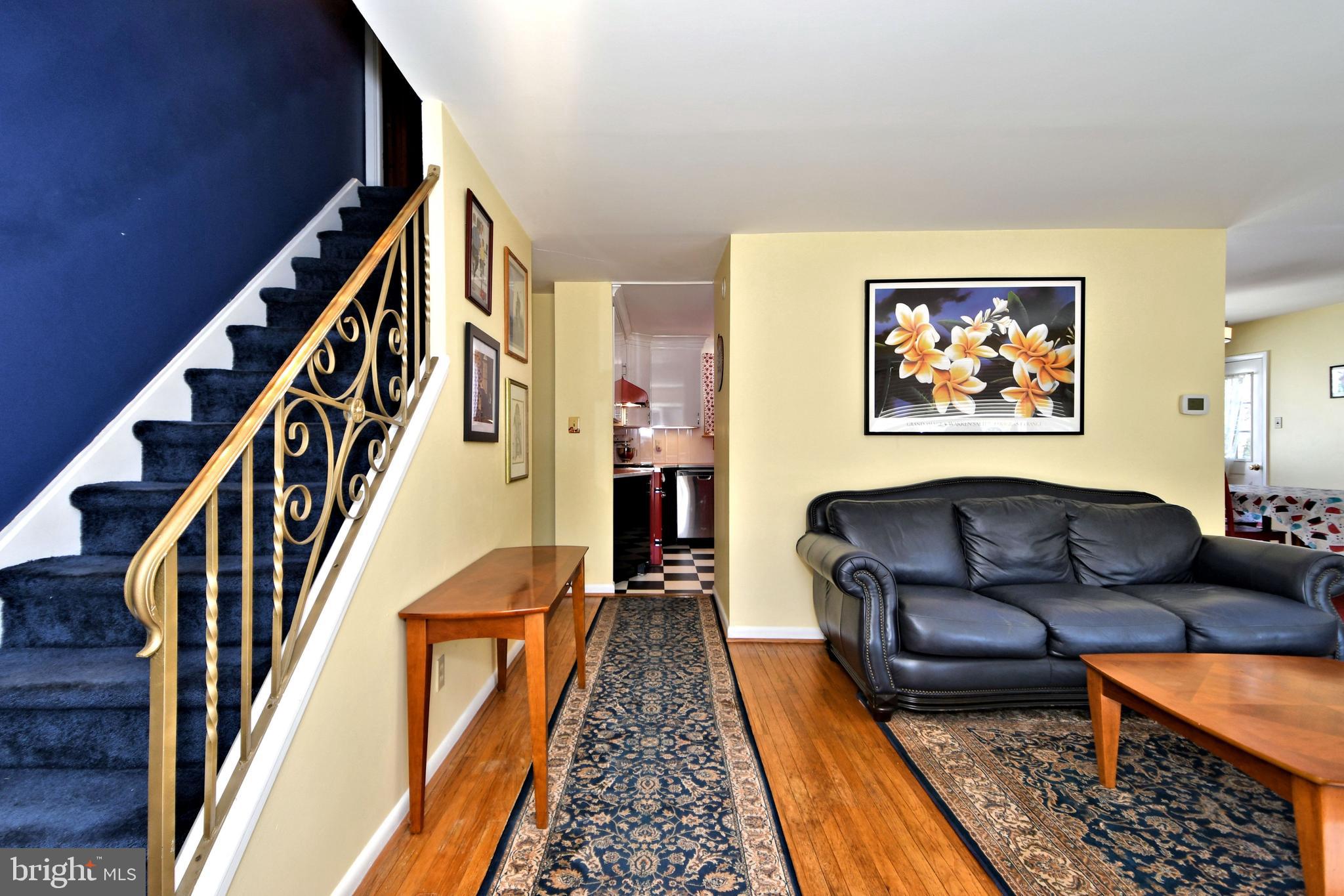 80 North Fairway Road Oreland, PA 19075 - Photo 2 of 31 Living room, hardwood floors throughout