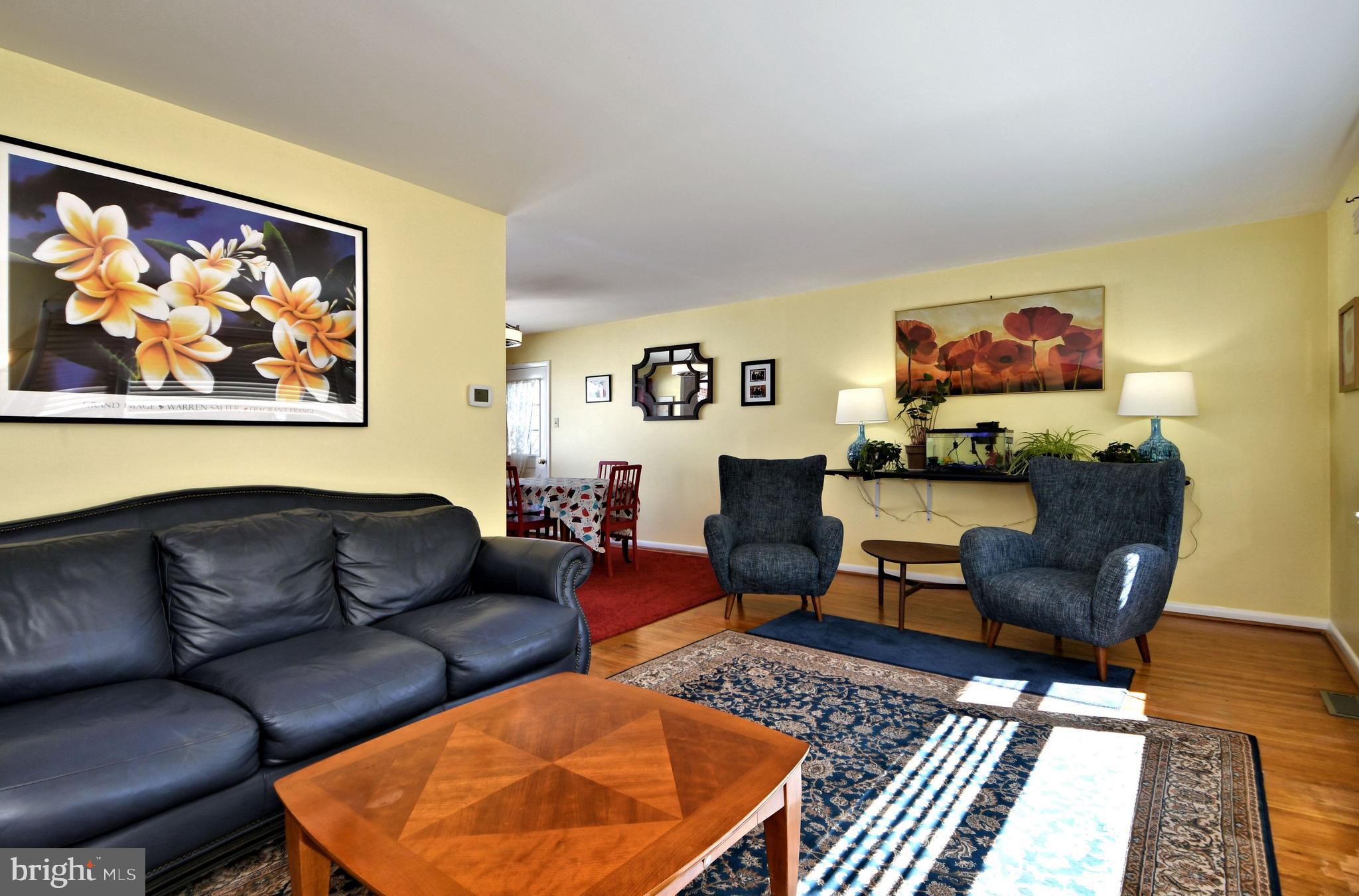 80 North Fairway Road Oreland, PA 19075 - Photo 3 of 31 Living room