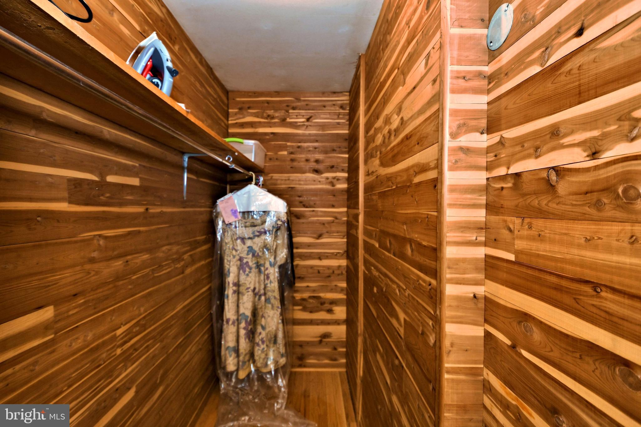 80 North Fairway Road Oreland, PA 19075 - Photo 24 of 31 Cedar closet