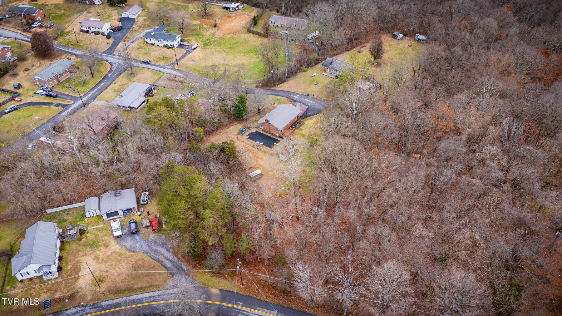 133 Lancer Road Kingsport, TN 37660 - Photo 38 of 41 103