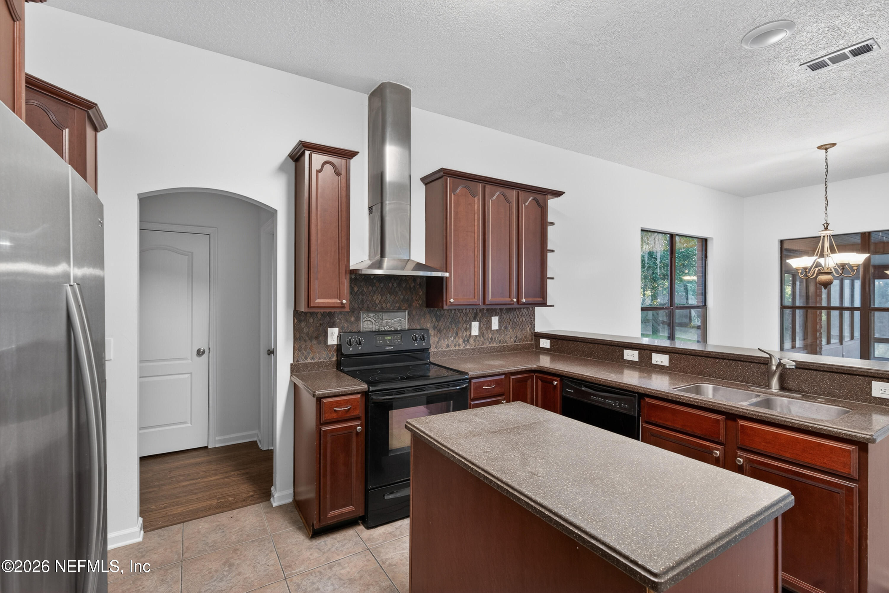 6602 Smithfield Plantation Road Jacksonville, FL 32218 - Photo 9 of 31 kitchen-2
