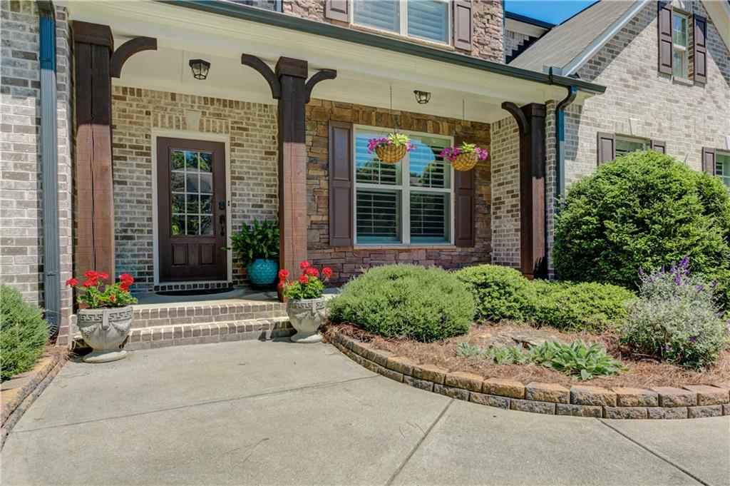 405 Acorn Run Canton, GA 30115 - Photo 9 of 102