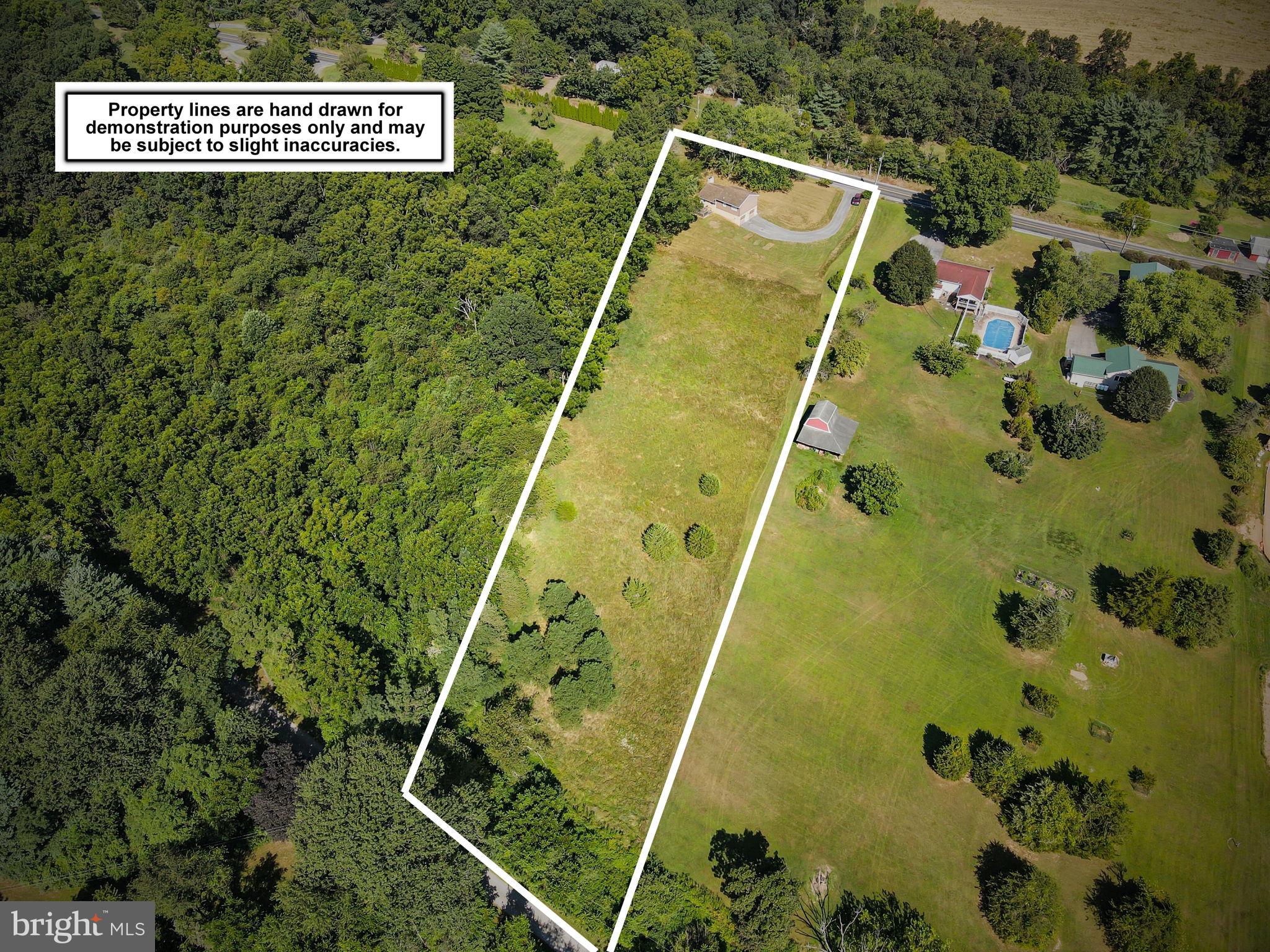 609 Dellville Road Duncannon, PA 17020 - Photo 2 of 48 view of a tennis court