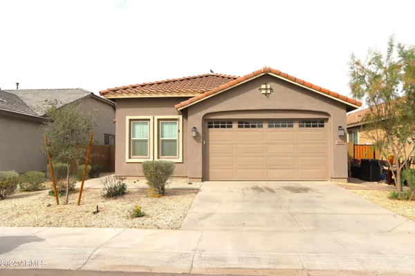 $2,550 | 3824 South 64th Drive, Phoenix, AZ 85043