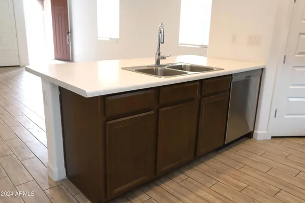 $2,550 | 3824 South 64th Drive, Phoenix, AZ 85043