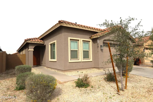 $2,550 | 3824 South 64th Drive, Phoenix, AZ 85043