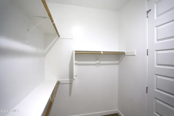 $2,550 | 3824 South 64th Drive, Phoenix, AZ 85043