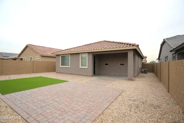 $2,550 | 3824 South 64th Drive, Phoenix, AZ 85043