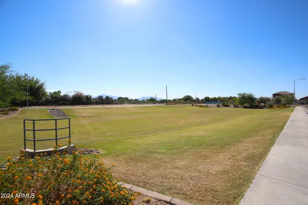 $2,550 | 3824 South 64th Drive, Phoenix, AZ 85043