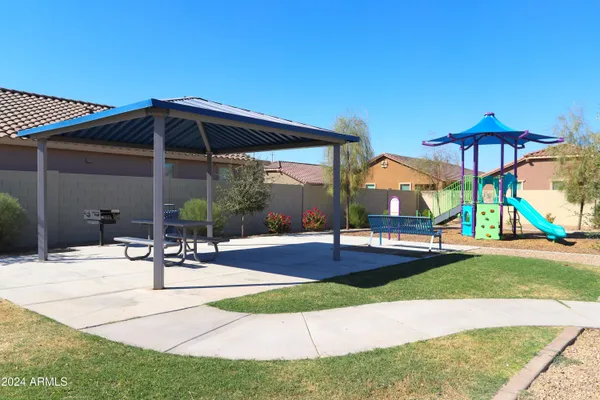 $2,550 | 3824 South 64th Drive, Phoenix, AZ 85043