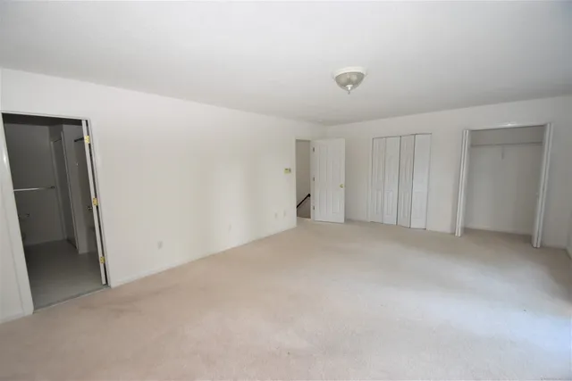 $3,200 | 49 Overshot Drive, Unit 49, Glastonbury, CT 06073